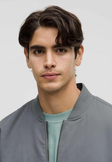 Зимняя куртка