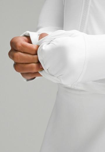 Спортивная куртка