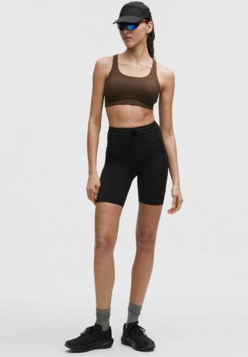 Спортивный бюстгальтер