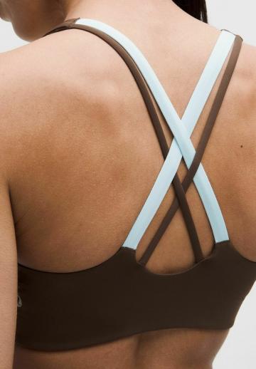 Спортивный бюстгальтер