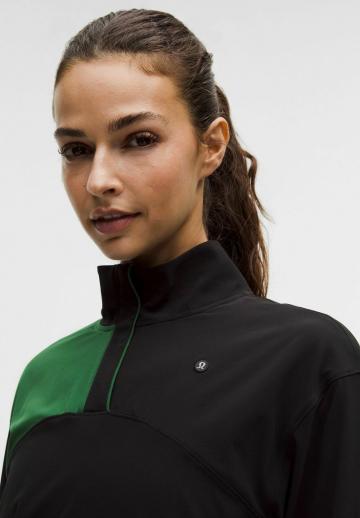 Спортивная толстовка