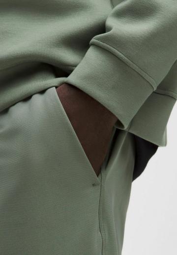 Спортивные штаны