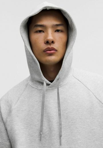 Спортивная кофта