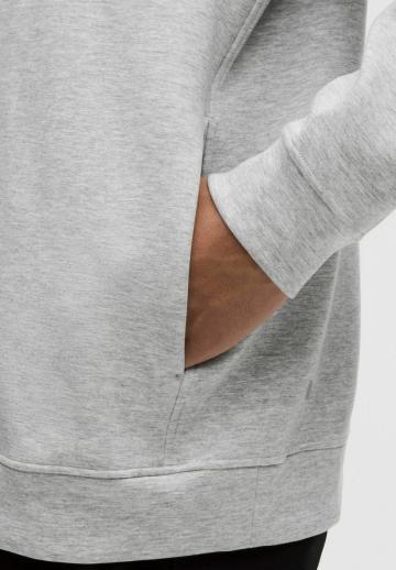 Спортивная кофта