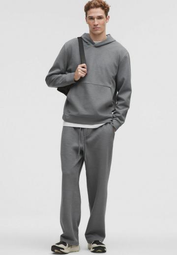 Спортивная кофта