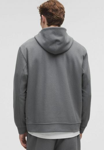 Спортивная кофта