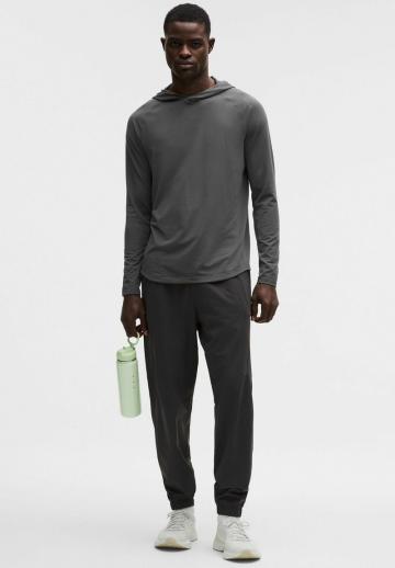 Спортивная кофта