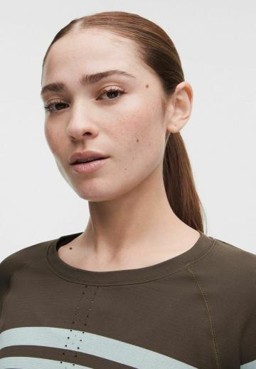 Спортивная майка