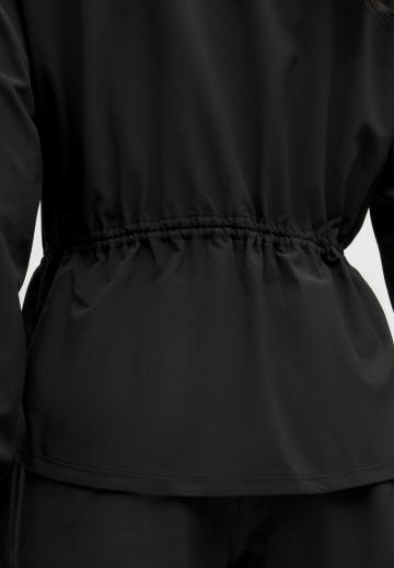 Спортивная куртка