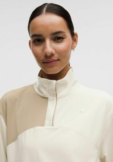 Спортивная толстовка