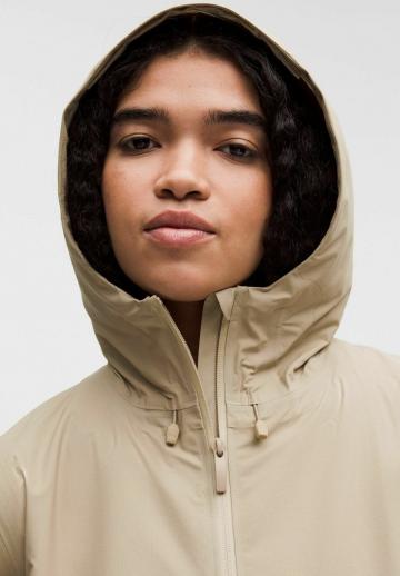 Спортивная куртка