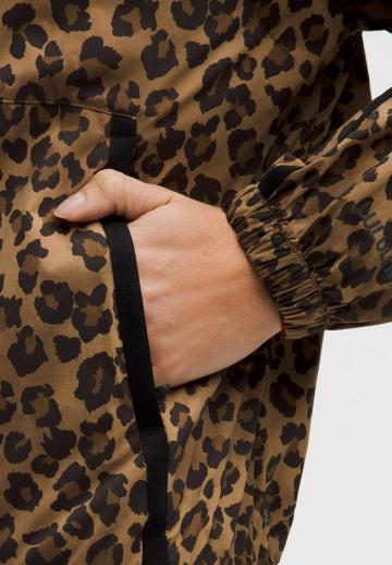 Спортивная куртка