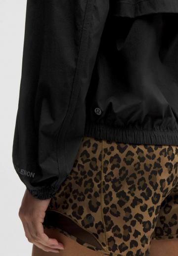 Спортивная куртка