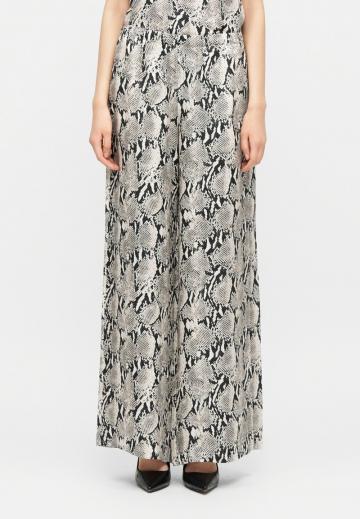 Широкие брюки