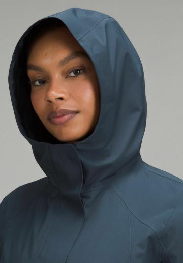 Спортивная куртка