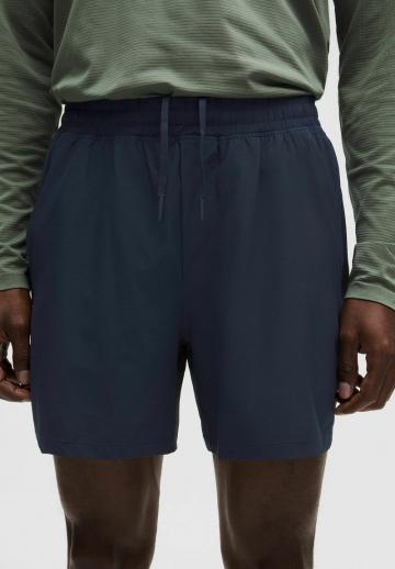 Спортивныве шорты