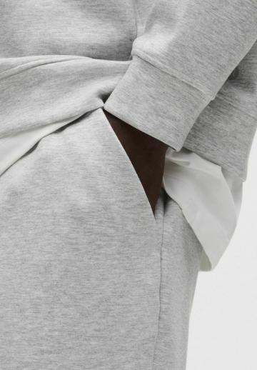 Спортивные штаны