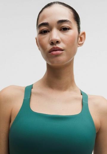 Спортивный бюстгальтер