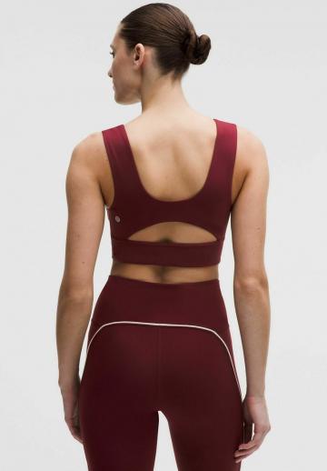 Спортивный бюстгальтер
