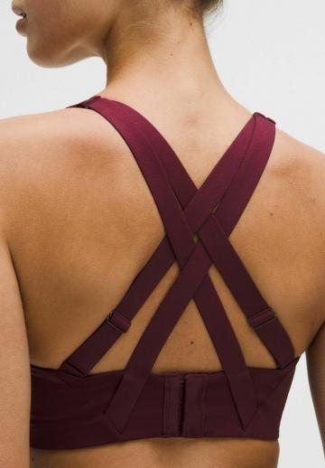 Спортивный бюстгальтер