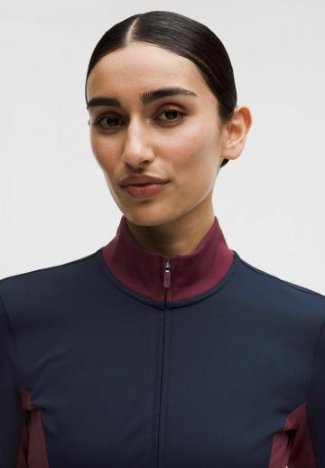 Спортивная куртка