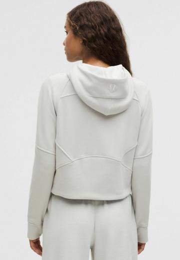 Спортивная толстовка