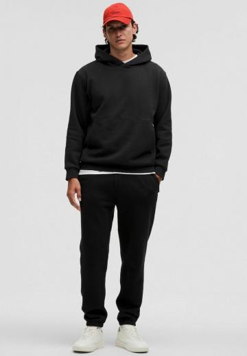 Спортивная кофта