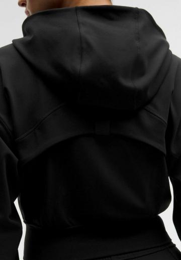 Спортивная толстовка