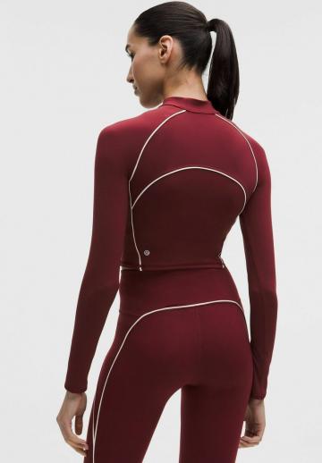 Спортивная толстовка