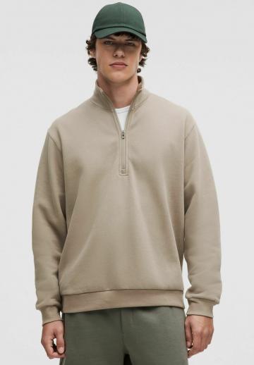 Спортивная кофта