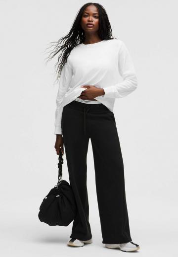 Спортивная толстовка