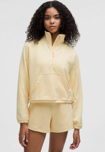 Спортивная толстовка