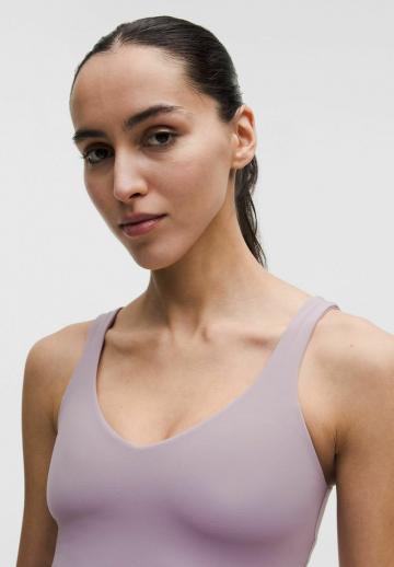 Спортивный топ