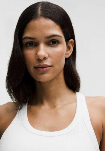 Спортивный топ