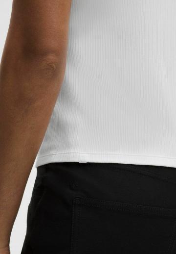 Спортивный топ