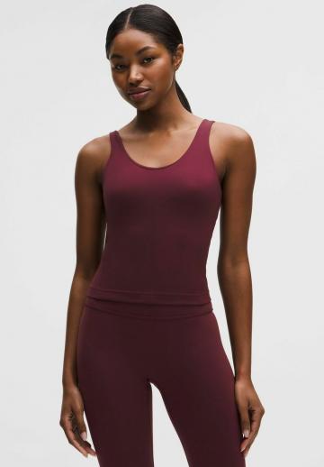 Спортивный топ