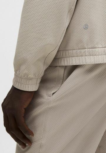 Спортивная куртка