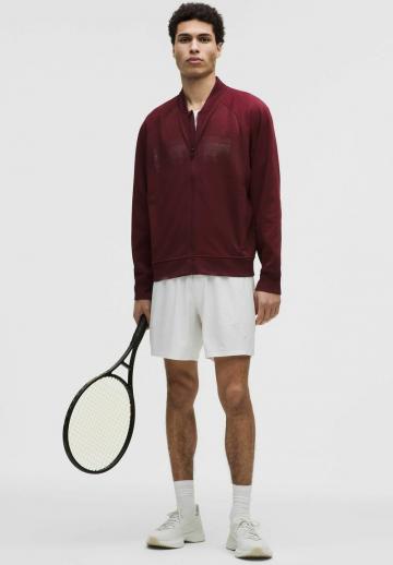 Спортивная куртка