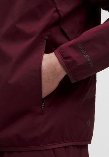 Спортивная куртка