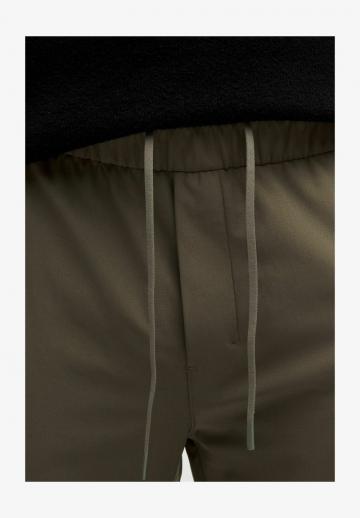 Спортивные штаны