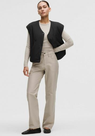 Спортивный жилет