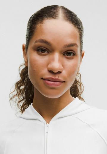 Спортивная толстовка