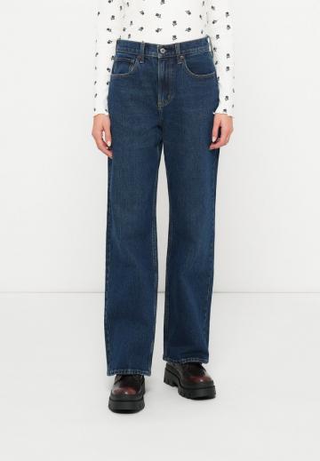 Свободные джинсы