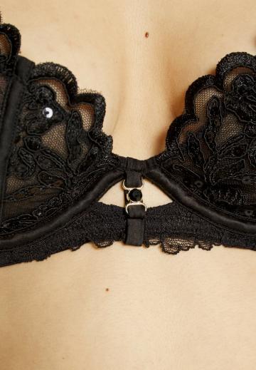 Бюстгальтер