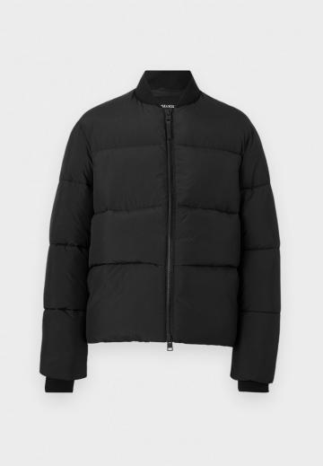 Куртка бомбер