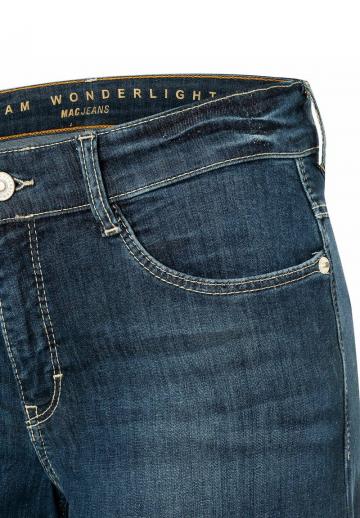 Короткие джинсы