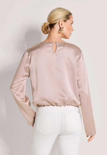 Шелковая блузка