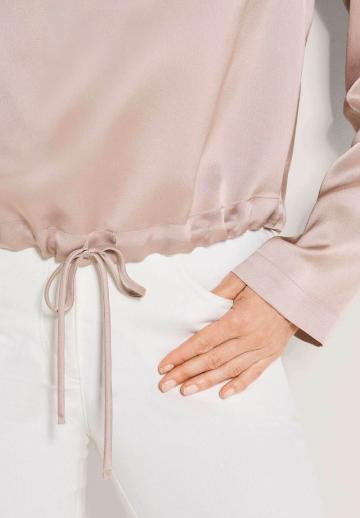 Шелковая блузка