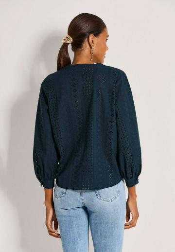 Кружевная блузка