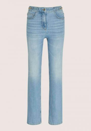 Клешеные джинсы